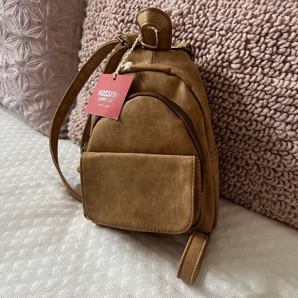 Mini backpack NWT